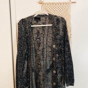 navy/grey salt + pepper knit 🤍